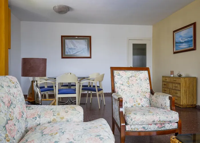 アパート Playazul 4 カンブリルス